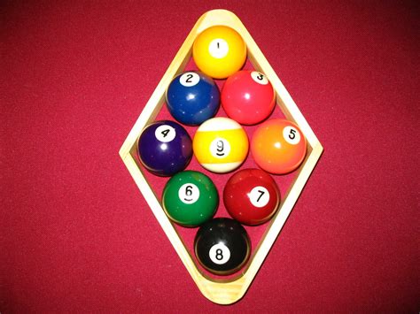9 BALL POOL .